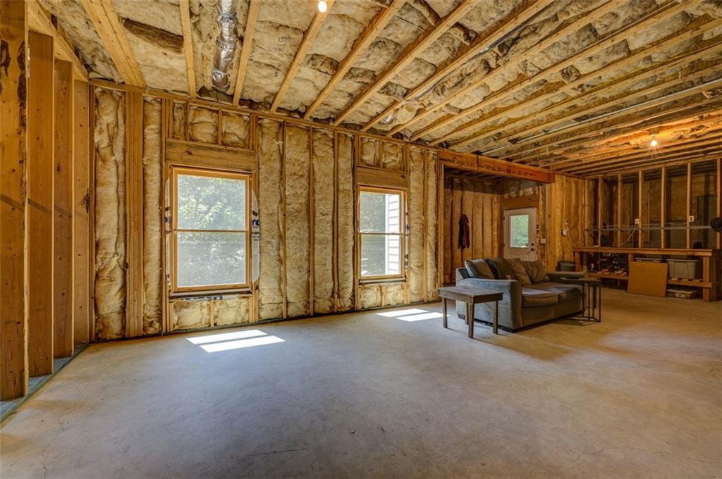 6863 LAKE STERLING Boulevard