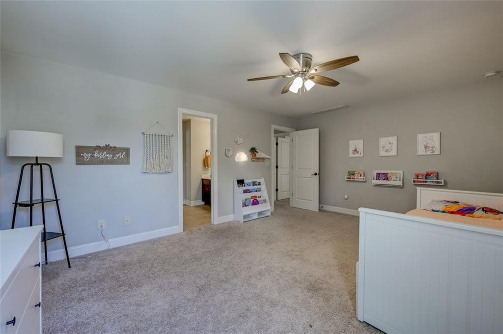 6863 LAKE STERLING Boulevard