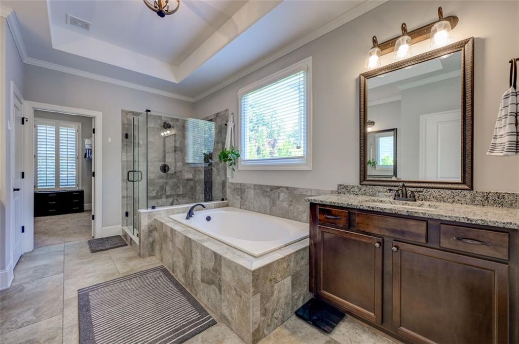 6863 LAKE STERLING Boulevard