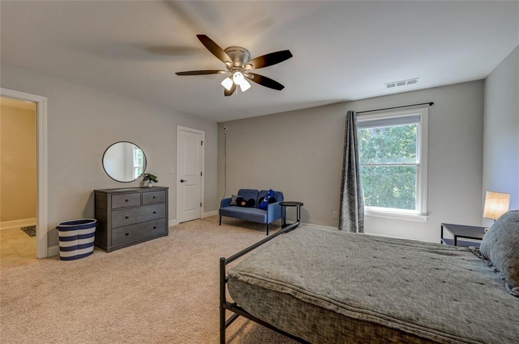 6863 LAKE STERLING Boulevard