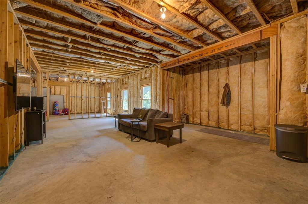 6863 LAKE STERLING Boulevard