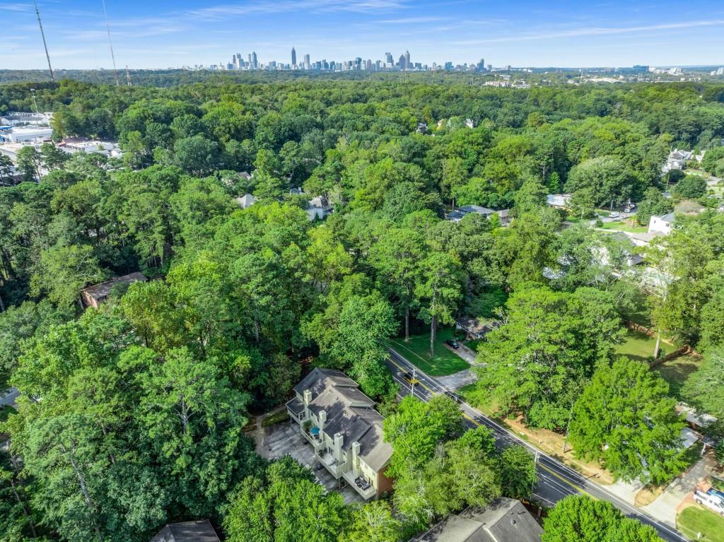 1341 Sheffield Glen Way NE