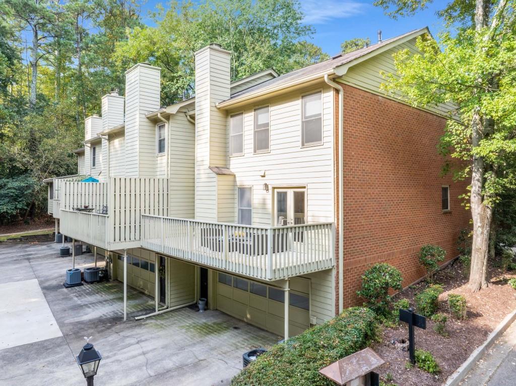 1341 Sheffield Glen Way NE