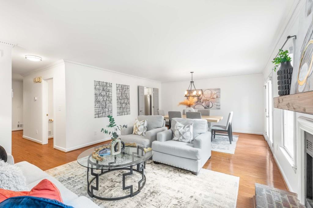 1341 Sheffield Glen Way NE