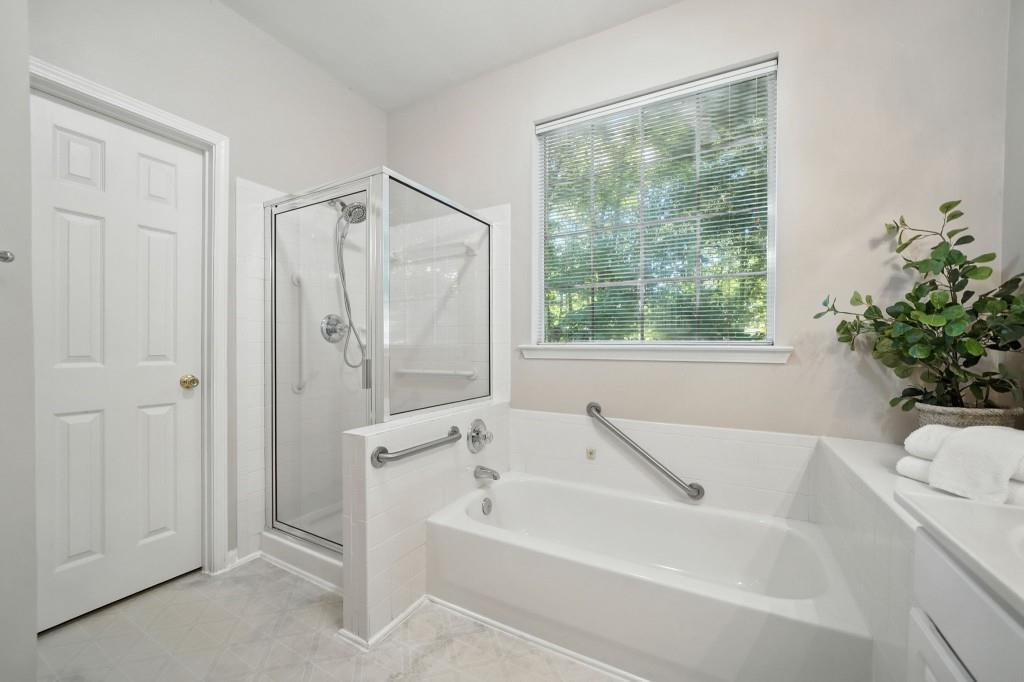 2612 Baramore Oaks Lane