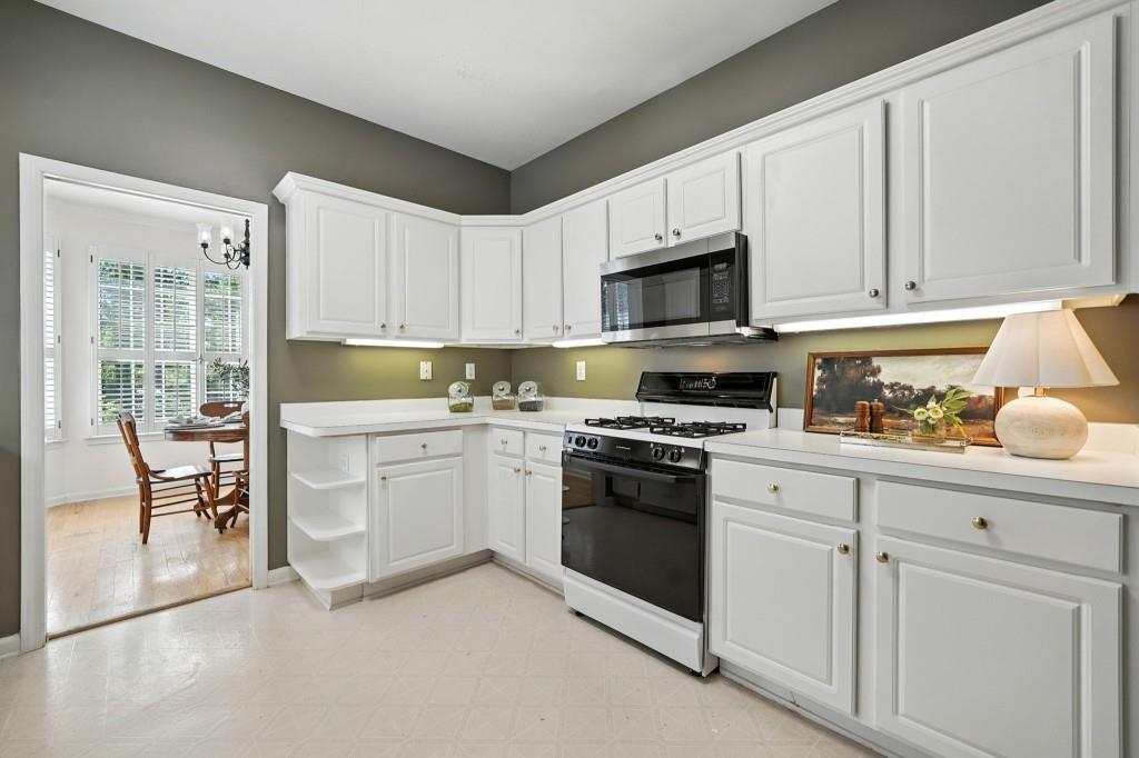 2612 Baramore Oaks Lane