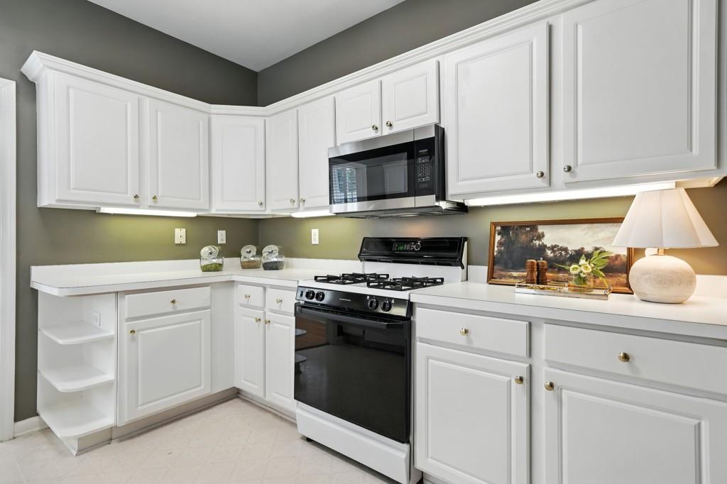 2612 Baramore Oaks Lane