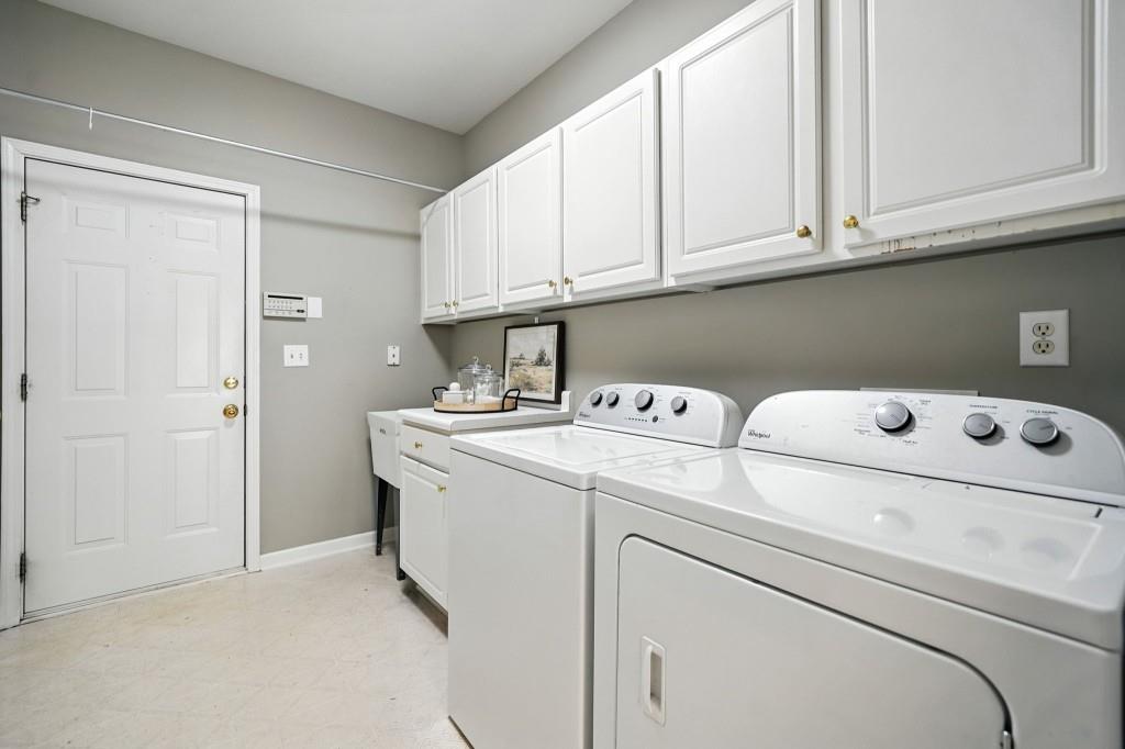 2612 Baramore Oaks Lane