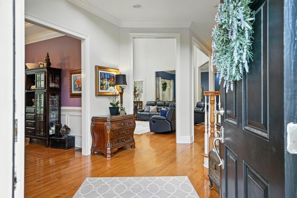 5453 Dunwoody Glen Court