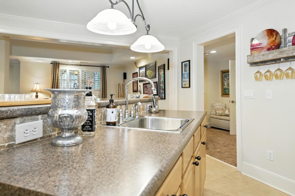 5453 Dunwoody Glen Court