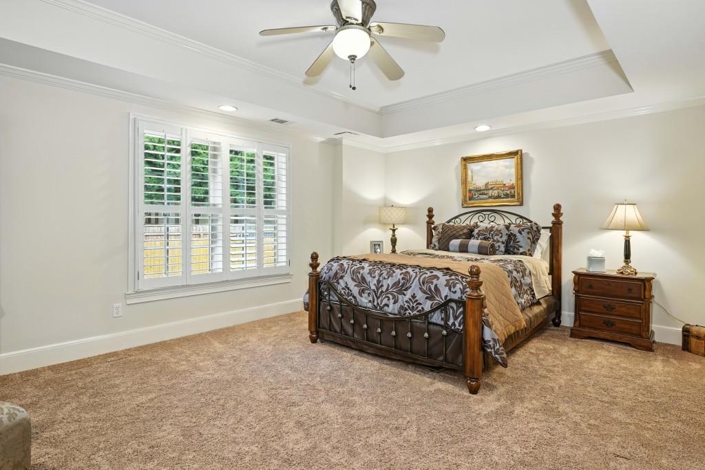 5453 Dunwoody Glen Court