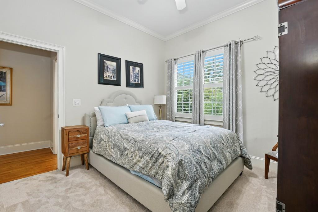 5453 Dunwoody Glen Court
