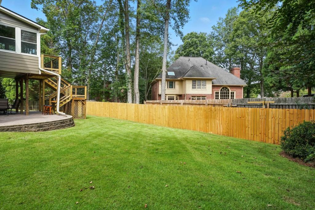 5453 Dunwoody Glen Court