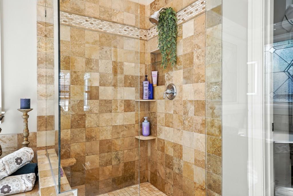 5453 Dunwoody Glen Court