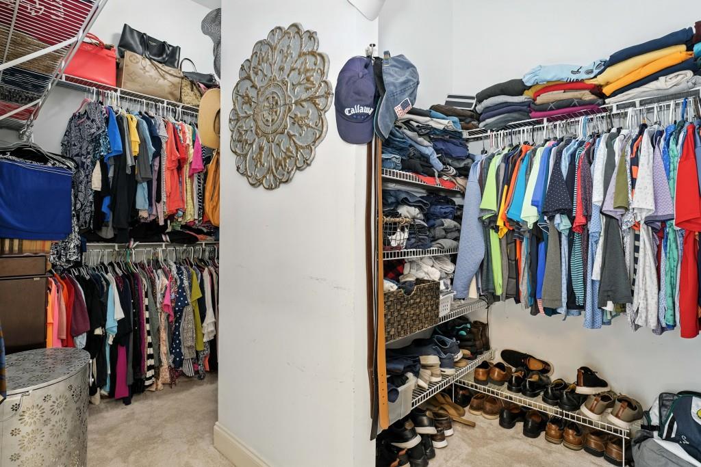 5453 Dunwoody Glen Court