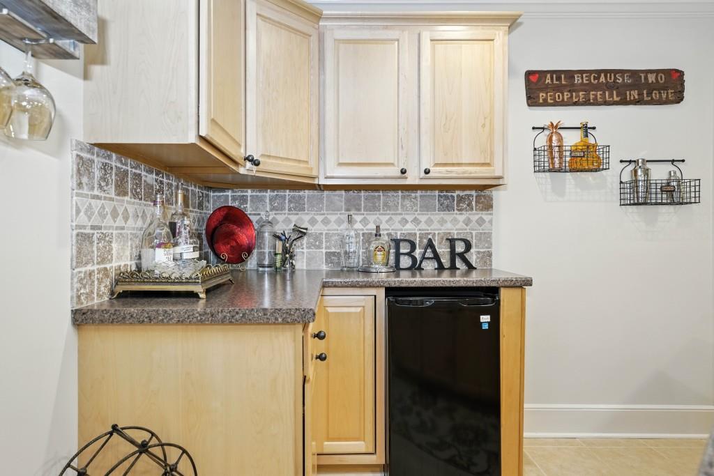 5453 Dunwoody Glen Court