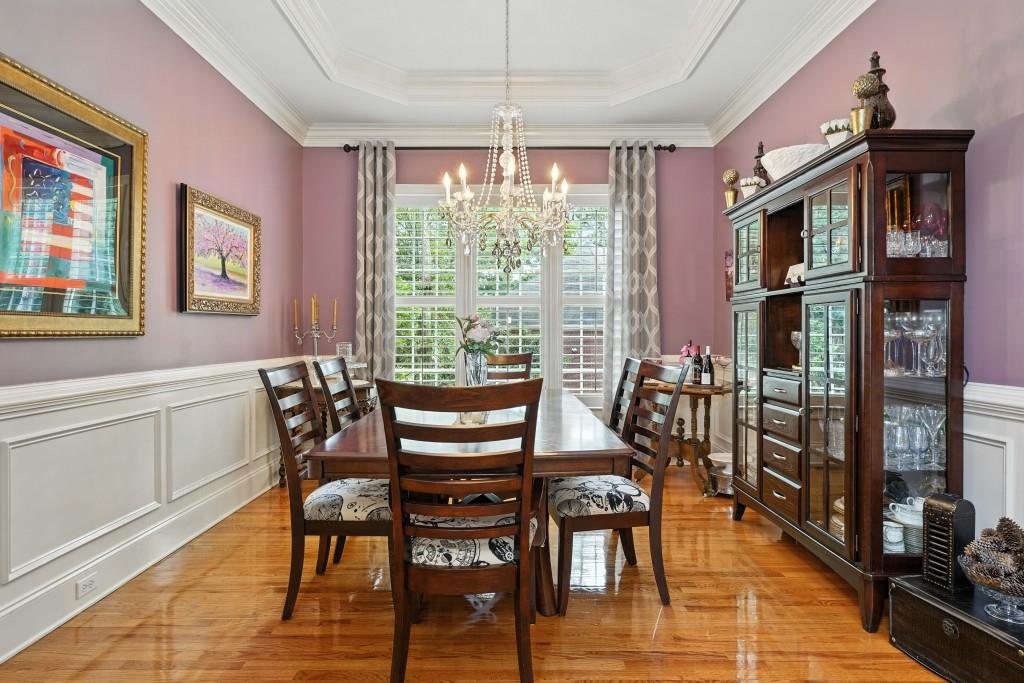 5453 Dunwoody Glen Court