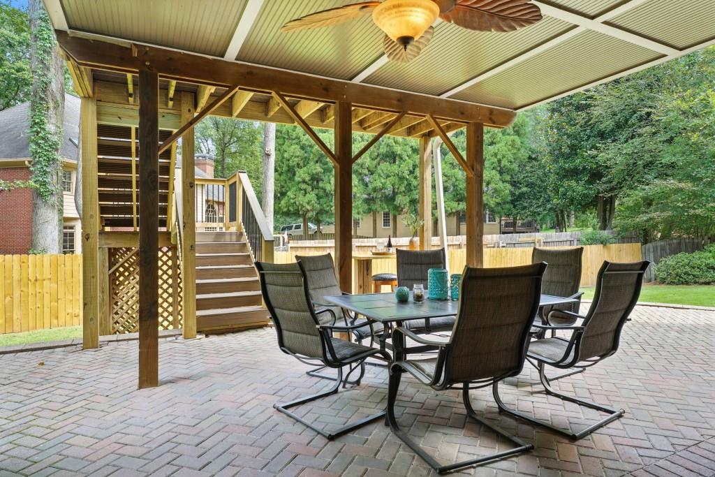 5453 Dunwoody Glen Court