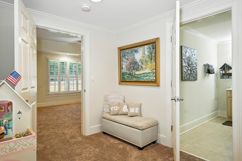 5453 Dunwoody Glen Court