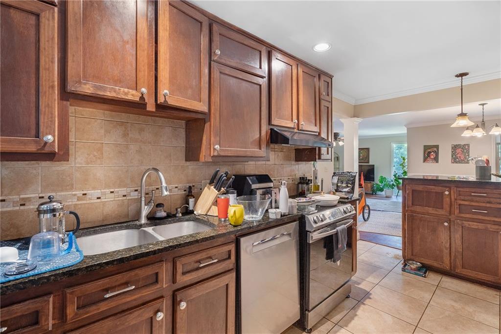 1447 Southland Vista Court NE