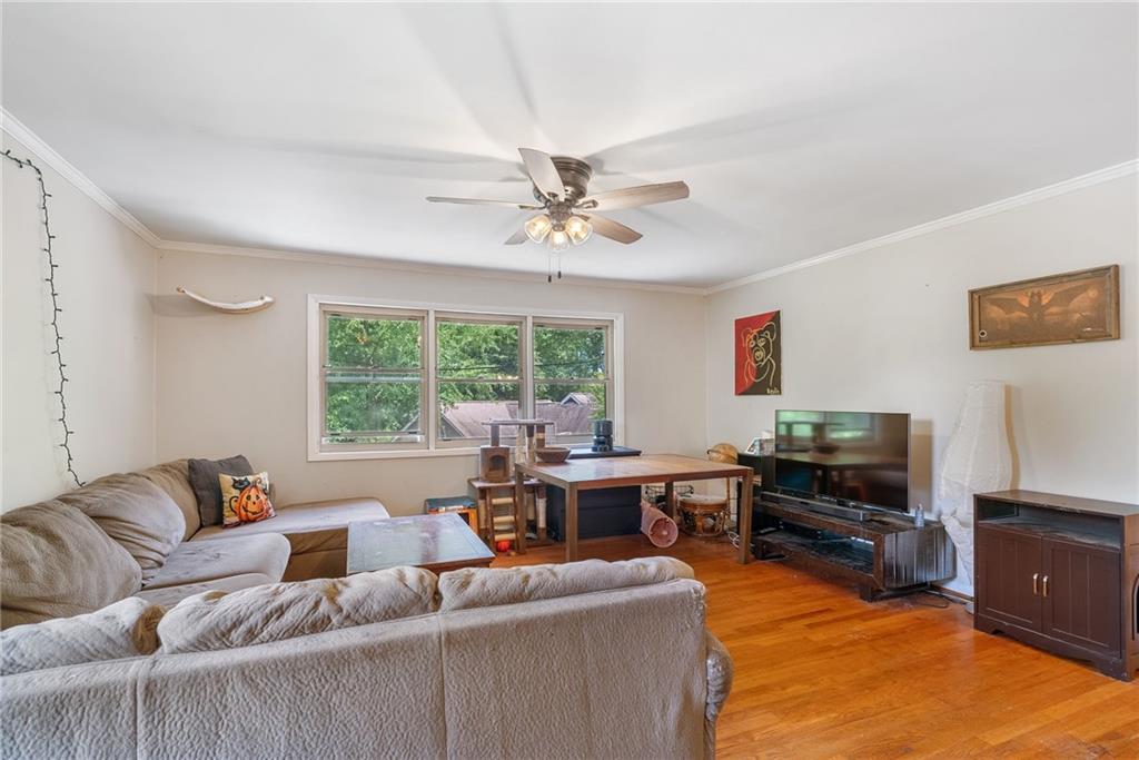 1447 Southland Vista Court NE
