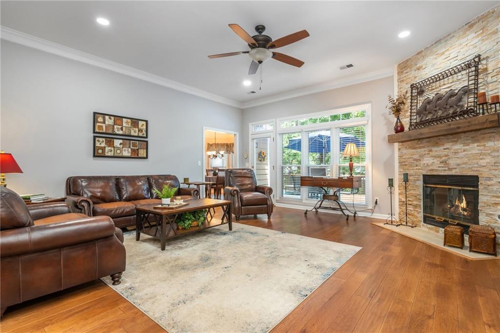 140 Whisperwood Lane NW