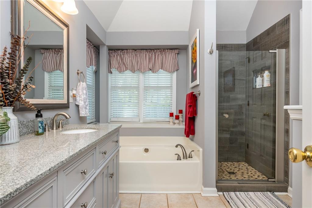 140 Whisperwood Lane NW