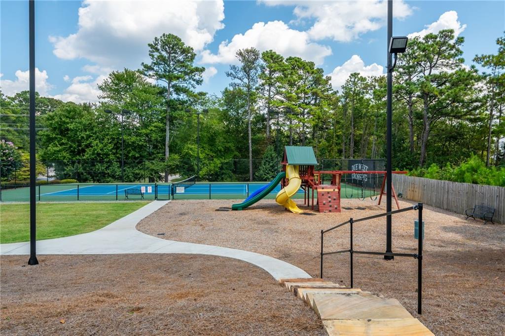 140 Whisperwood Lane NW