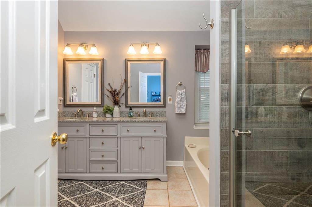 140 Whisperwood Lane NW