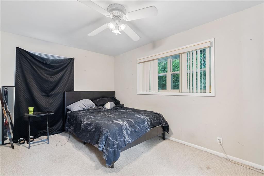 1447 Southland Vista Court NE