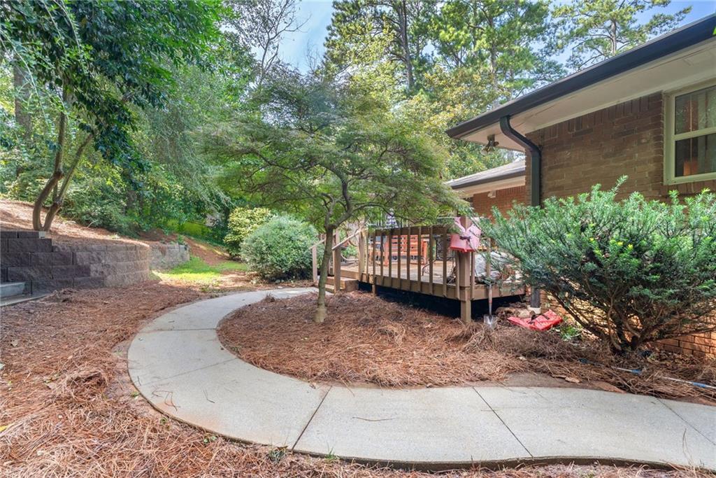 1447 Southland Vista Court NE