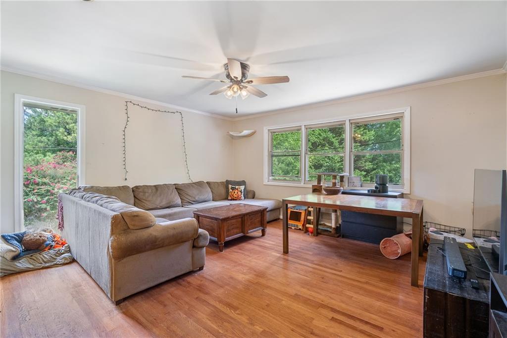 1447 Southland Vista Court NE