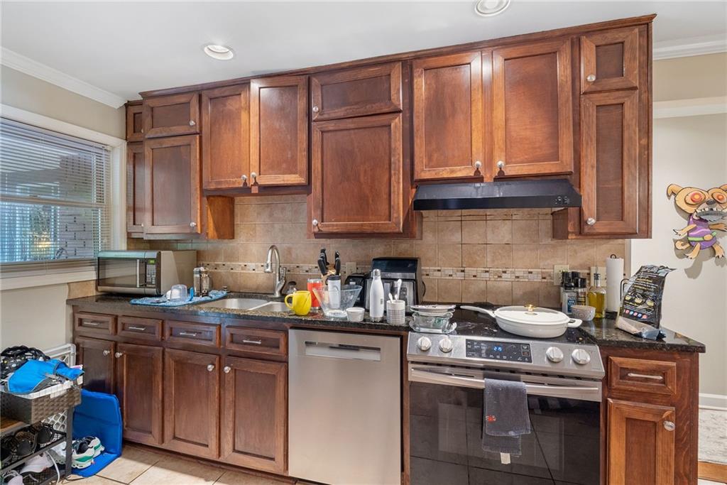 1447 Southland Vista Court NE