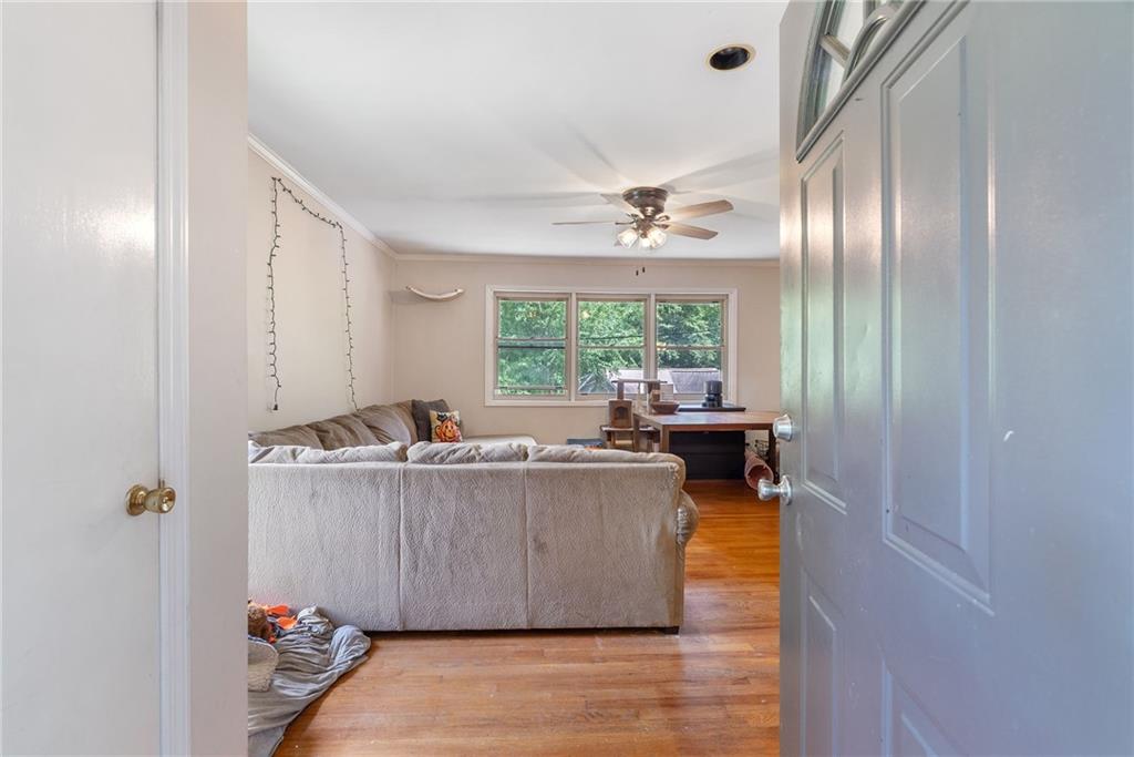 1447 Southland Vista Court NE