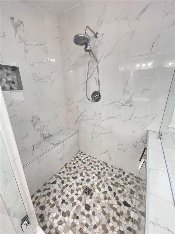 6000 Hunter Hall Court