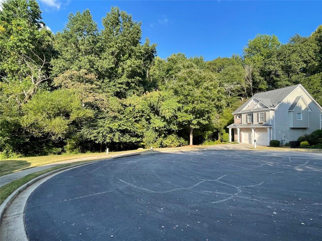 6000 Hunter Hall Court