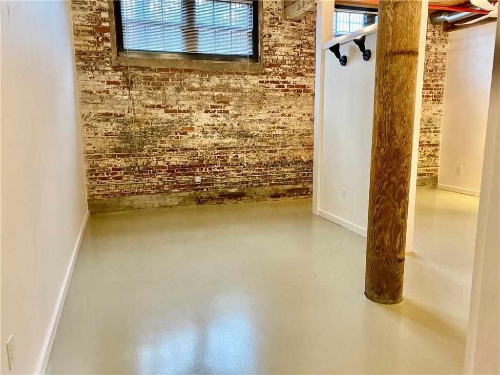 170 Boulevard SE Unit E005