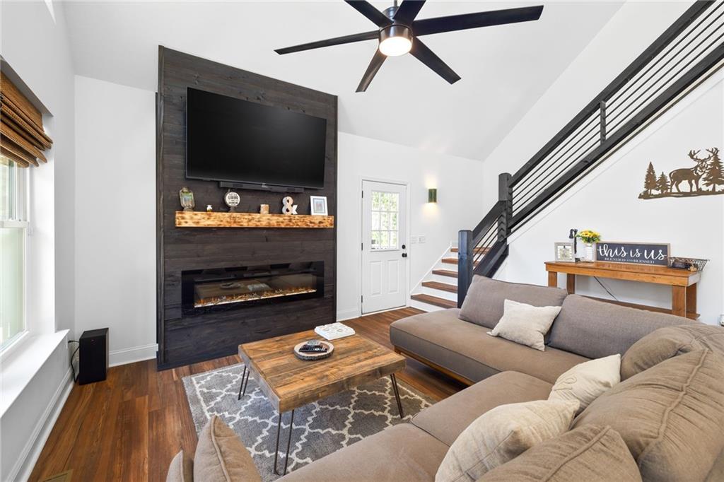 356 Mulberry Circle