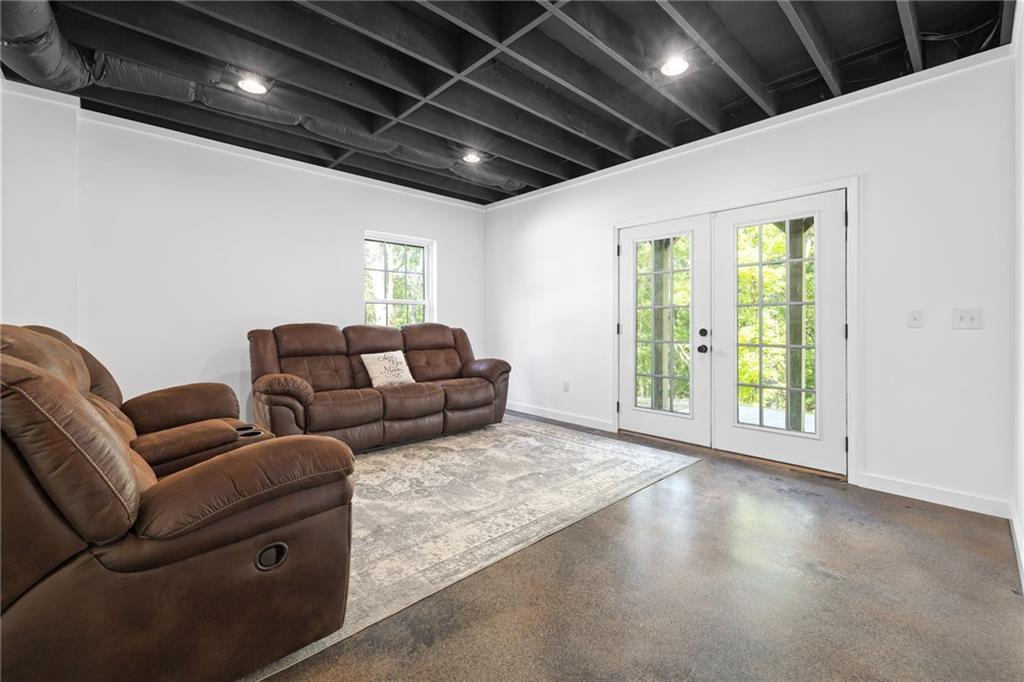 356 Mulberry Circle