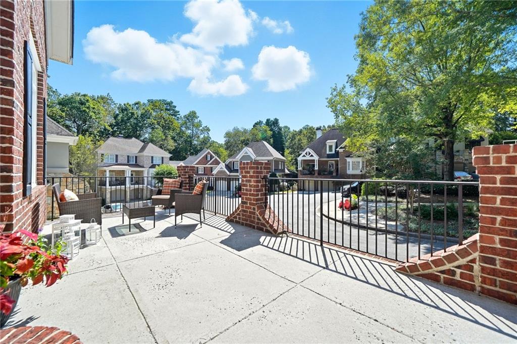 1154 Fairway Gardens NE