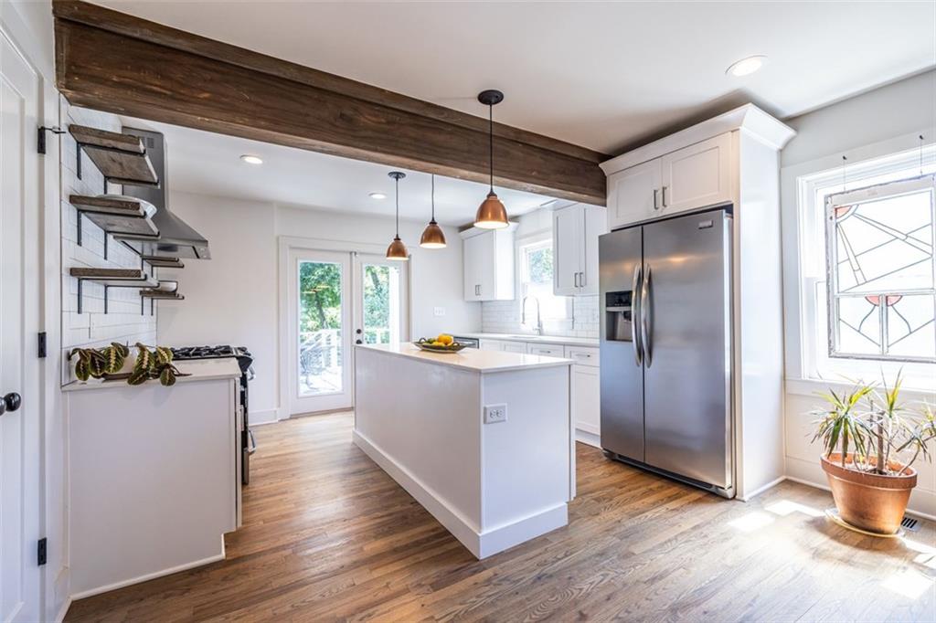 476 MAYNARD Terrace SE