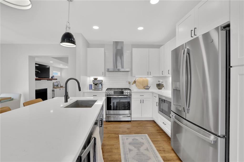 2510 Glendale Circle SE