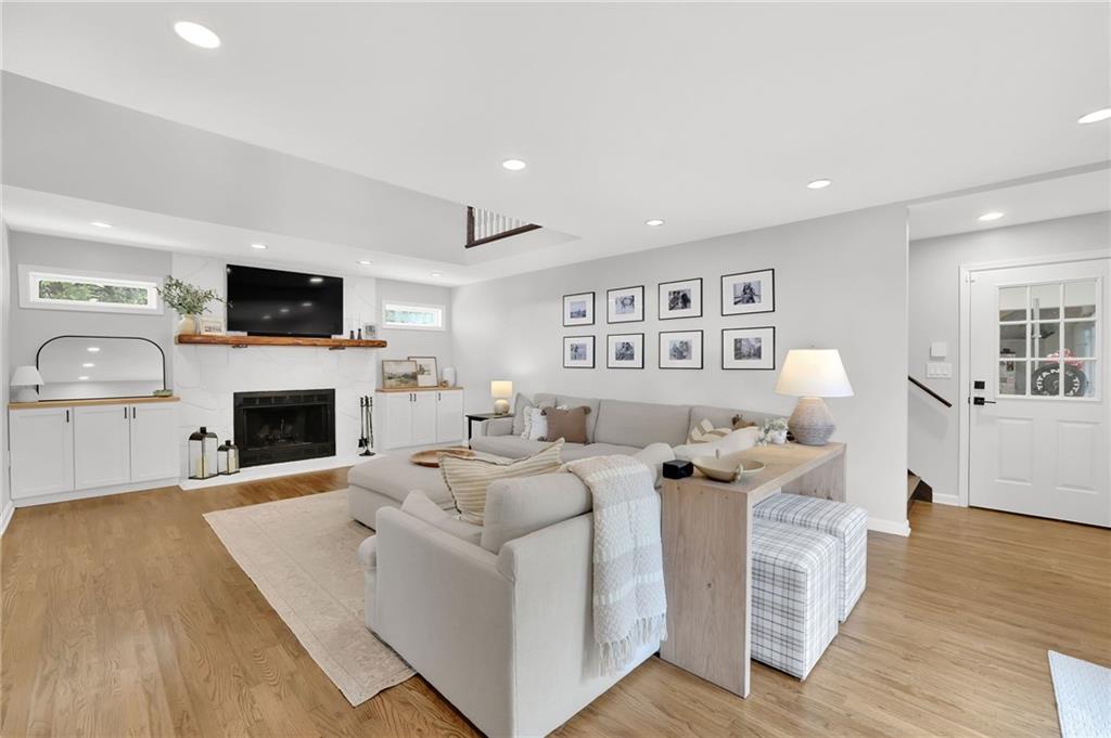 2510 Glendale Circle SE