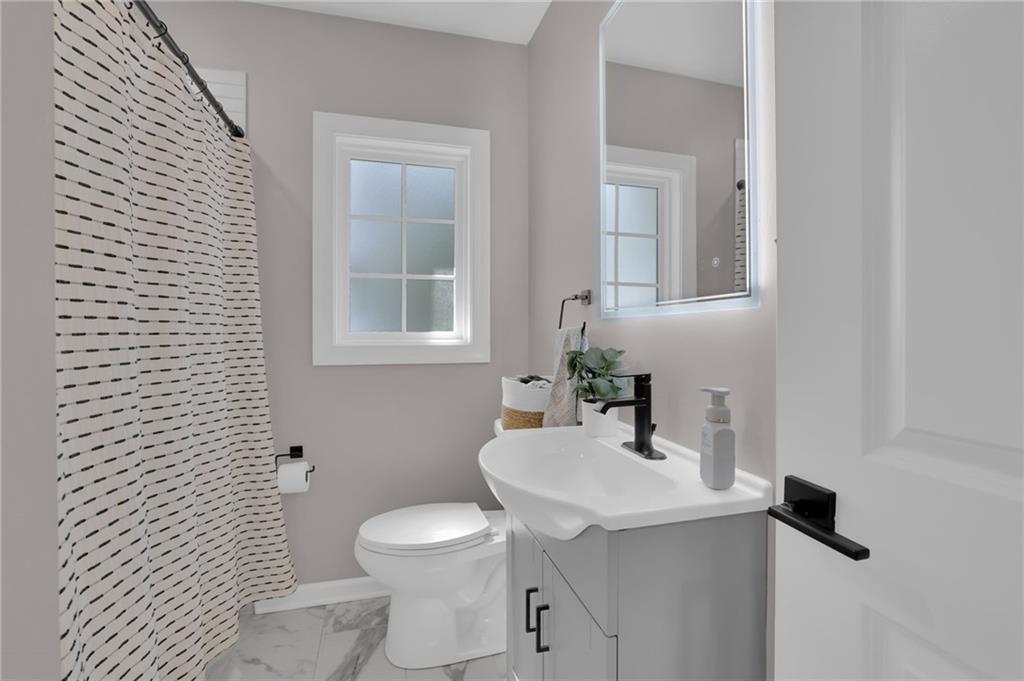 2510 Glendale Circle SE