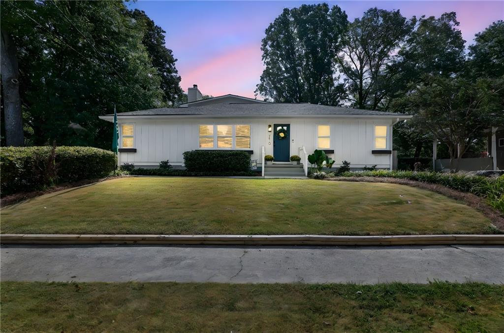 2510 Glendale Circle SE