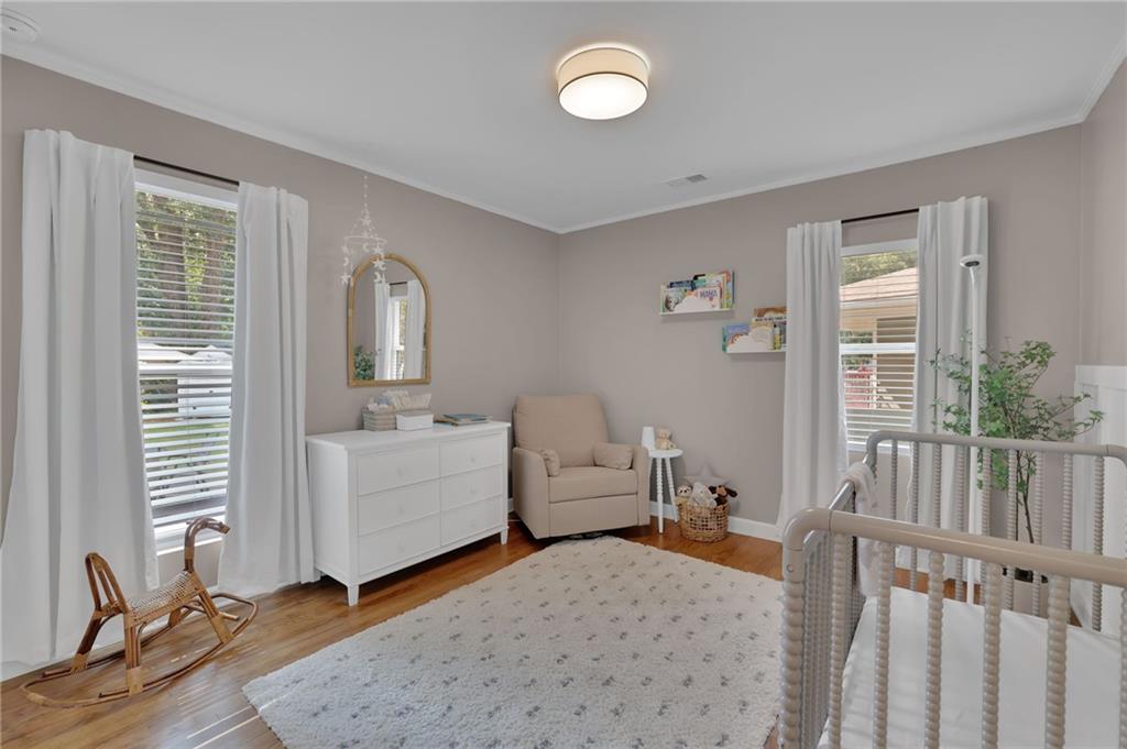 2510 Glendale Circle SE