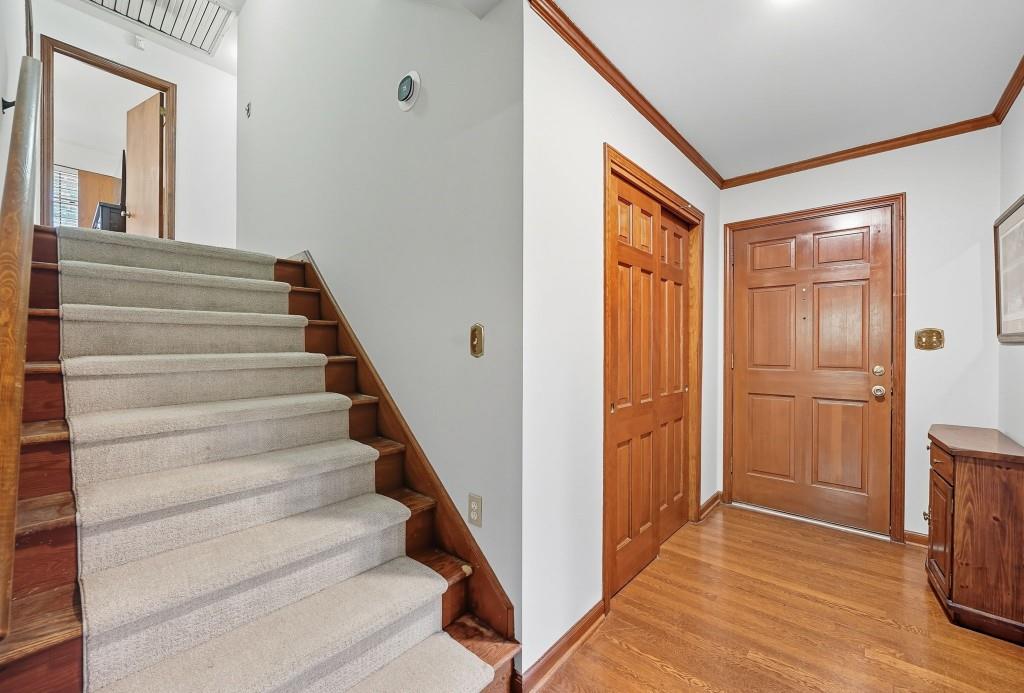 2932 Country Squire Lane