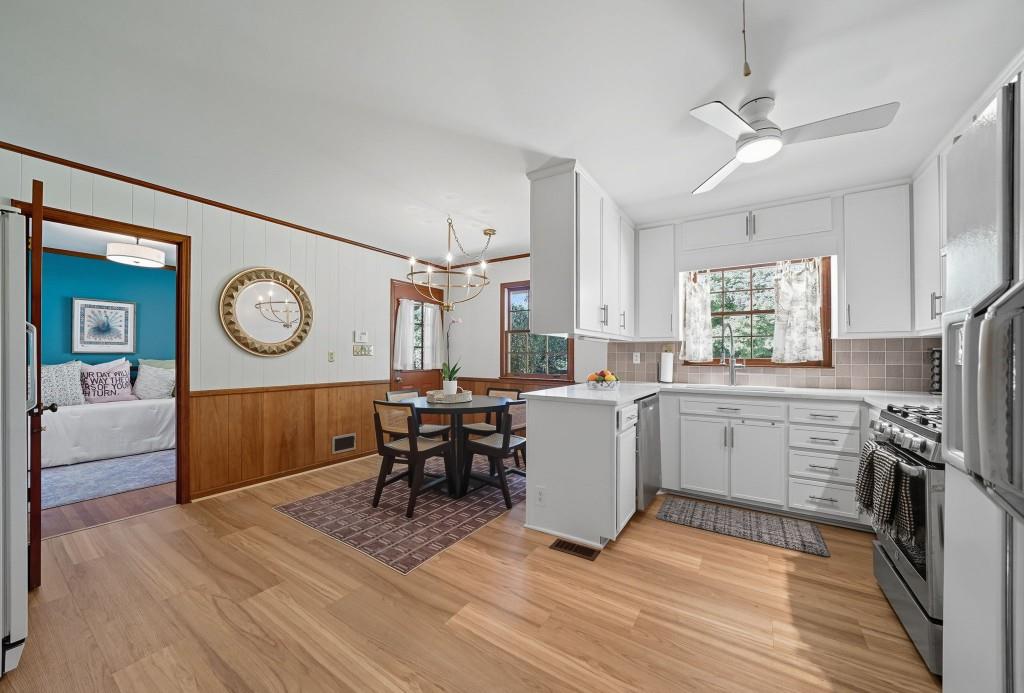 2932 Country Squire Lane