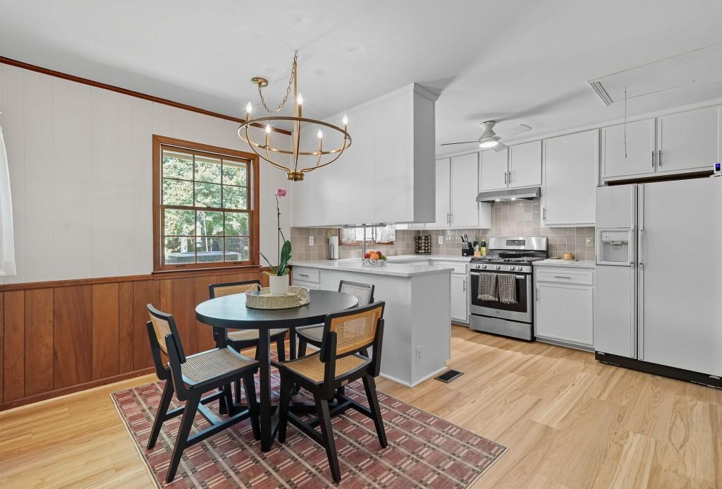 2932 Country Squire Lane