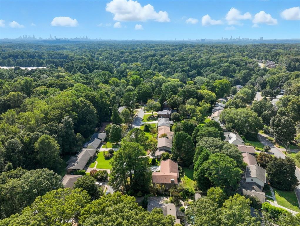 2932 Country Squire Lane